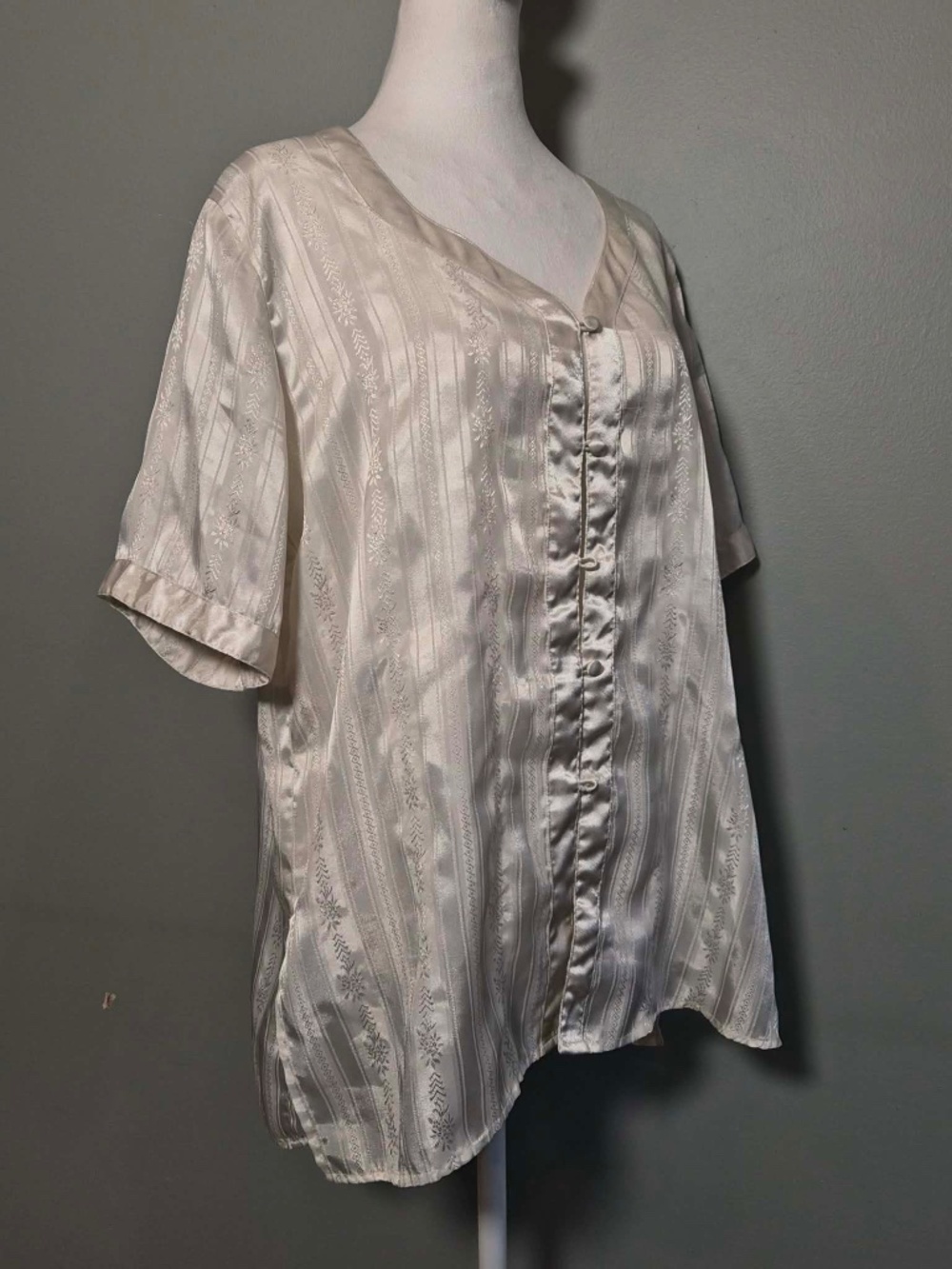 Victoria Secret Vintage 80s Gold Label Romantic Ivory Satin 2 Piece Pajama Set M - Picture 4 of 15
